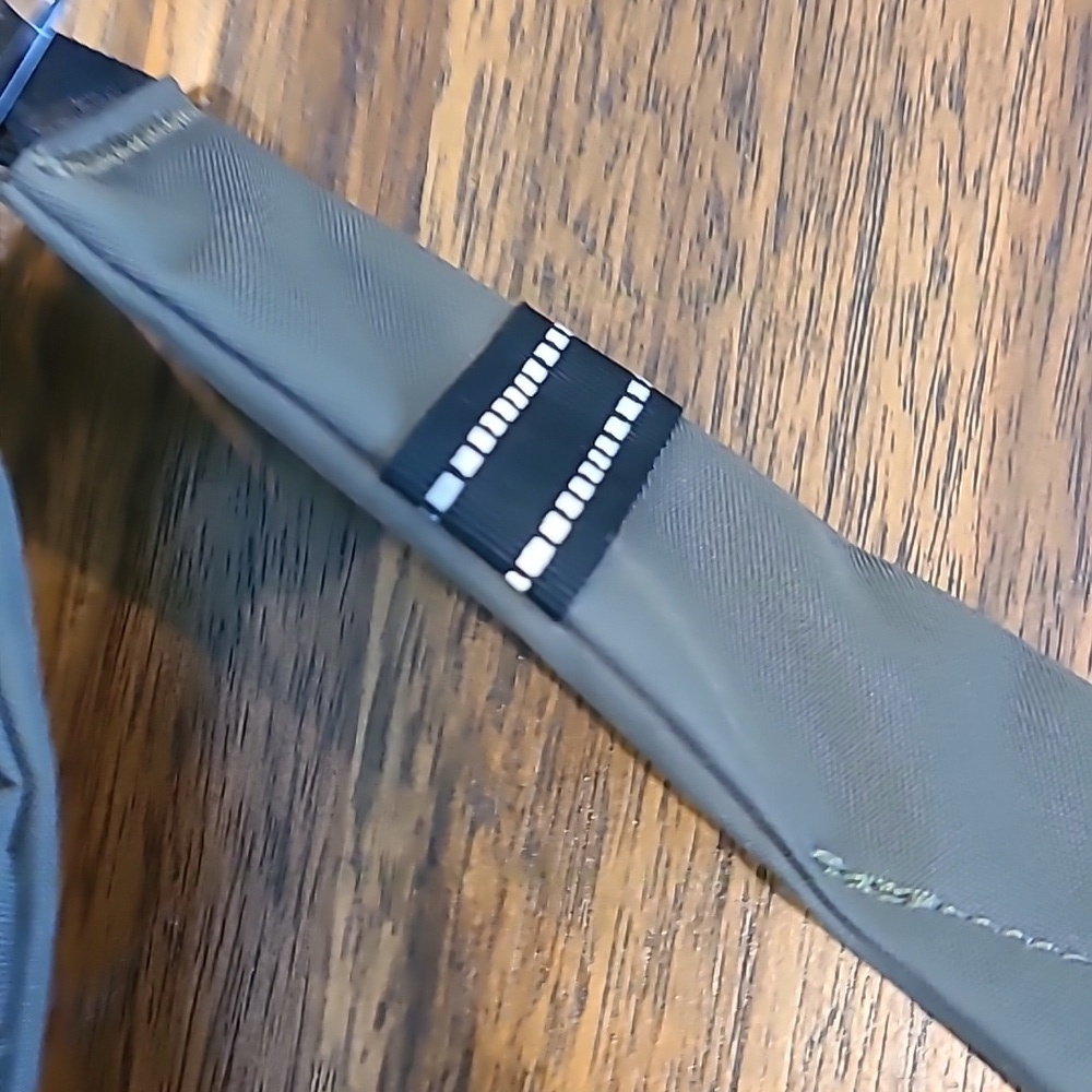 Osoce Sling Bag Camo Green - Picture 2 of 6